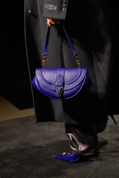 Look 54